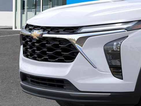 New 2026 Chevrolet Trax LT image 30