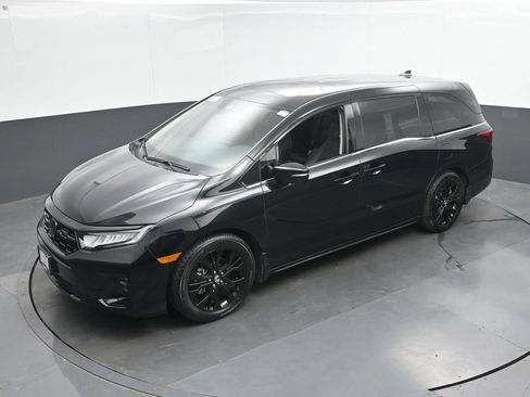 Used 2025 Honda Odyssey Elite image 31