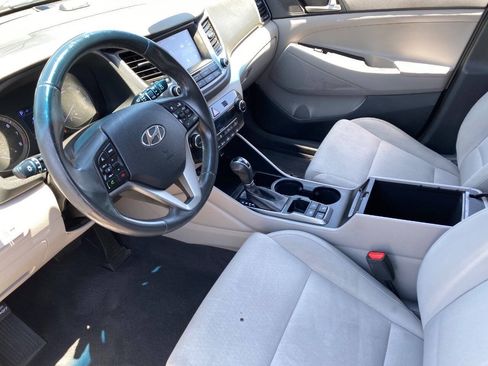 Used 2018 Hyundai Tucson Value AWD/4WD image 18