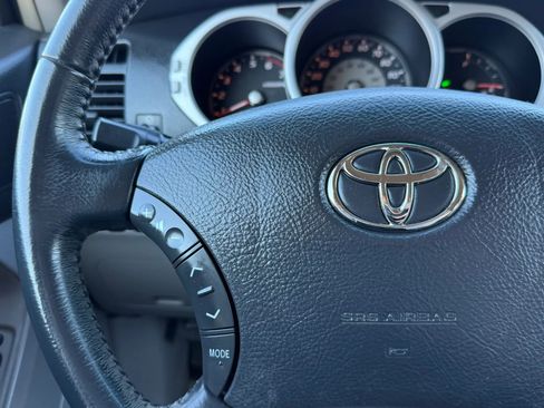 Used 2005 Toyota 4Runner Sport image 27