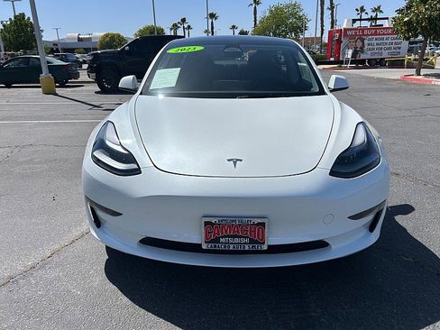 Used 2023 Tesla Model 3 Standard Range RWD image 2