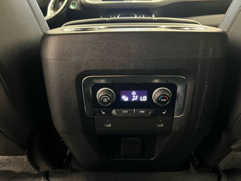 Used 2022 Chevrolet Tahoe RST w/ Luxury Package image 33