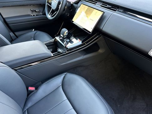 New 2026 Land Rover Range Rover Sport Dynamic SE image 27