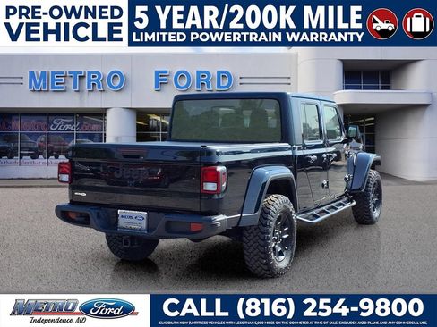 Used 2021 Jeep Gladiator Sport AWD/4WD image 3