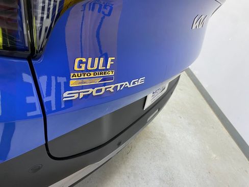 Used 2026 Kia Sportage EX w/ EX Panorama Roof Package FWD image 17