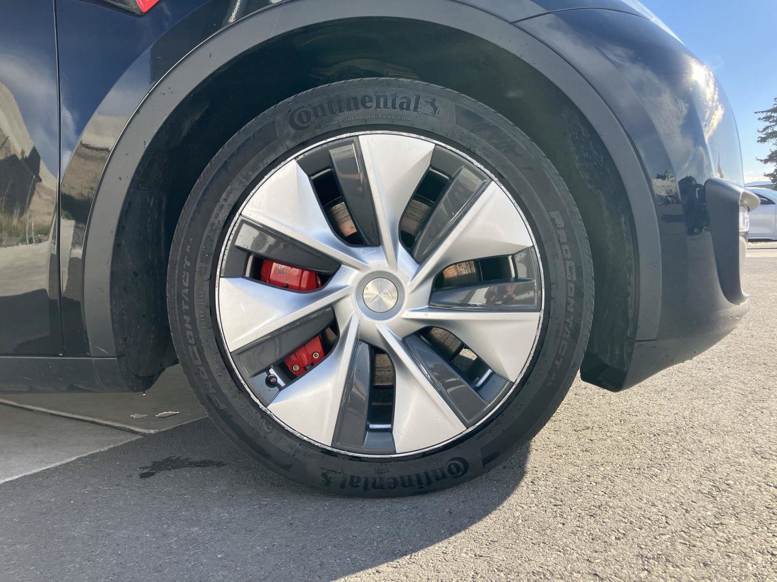 Used 2023 Tesla Model Y Long Range AWD/4WD image 10