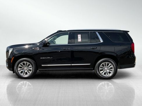 Used 2025 GMC Yukon Denali w/ Sun & Power Step Package AWD/4WD image 2