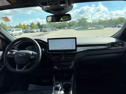 Used 2023 Ford Escape ST-Line Elite w/ Premium Technology Package AWD/4WD image 38