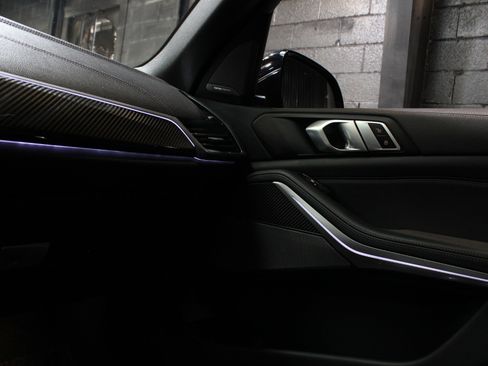 Used 2023 BMW X5 M50i w/ Climate Comfort Package image 79