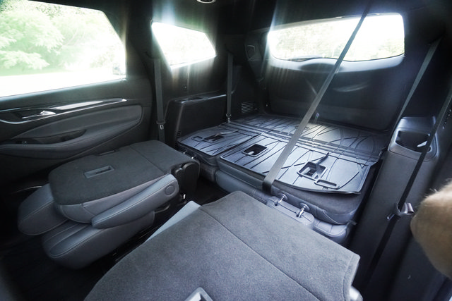 Used 2023 Buick Enclave Premium w/ Experience Buick Package FWD image 24