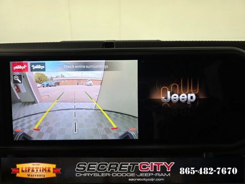 New 2025 Jeep Gladiator Mojave image 22