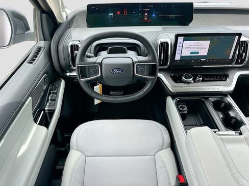 New 2026 Ford Expedition Max Platinum AWD/4WD image 16