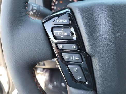 New 2025 Nissan Frontier PRO-4X w/ Pro Convenience Package image 5