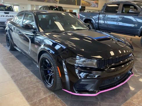 Used 2023 Dodge Charger Scat Pack image 2