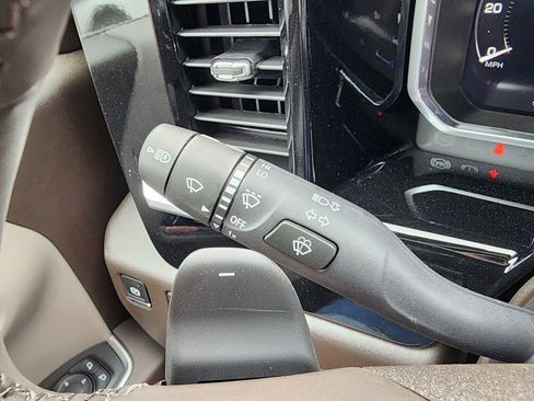 New 2026 GMC Sierra 1500 SLT w/ SLT Premium Plus Package image 23