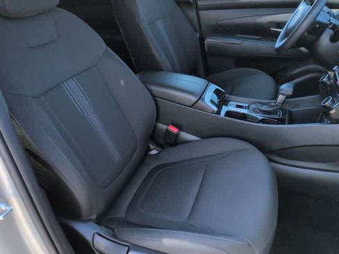 Used 2025 Hyundai Tucson SEL FWD image 21