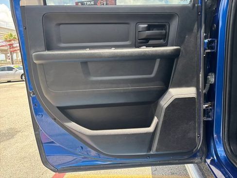 Used 2015 RAM 2500 Tradesman w/ Chrome Appearance Group AWD/4WD image 21