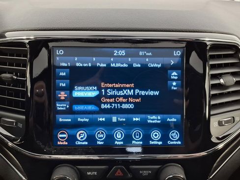 Used 2021 Jeep Grand Cherokee Limited image 20