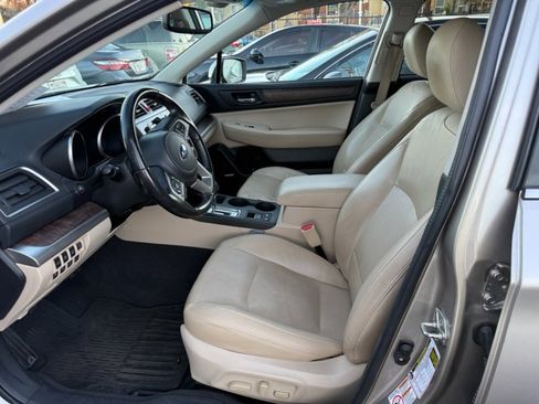 Used 2016 Subaru Outback 2.5i Limited image 9