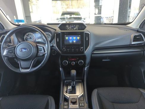 Used 2023 Subaru Forester Premium image 21