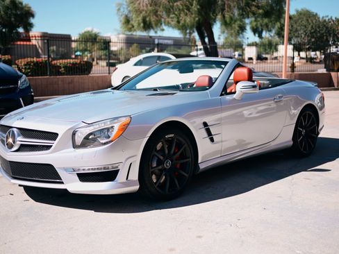 Used 2013 Mercedes-Benz SL 63 AMG image 18