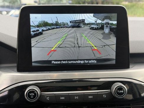 Used 2022 Ford Escape Titanium AWD/4WD image 15