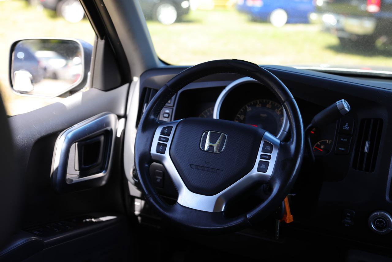 Used 2006 Honda Ridgeline RTL image 30