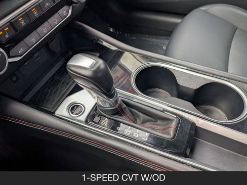 Used 2023 Nissan Altima 2.5 SR w/ SR Premium Package image 16