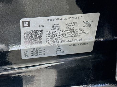 Used 2018 Chevrolet Silverado 1500 Custom w/ Custom Value Package image 12