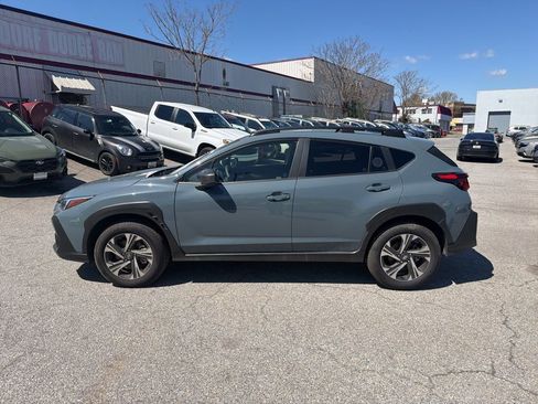 Used 2025 Subaru Crosstrek 2.0i Premium image 16