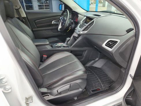 Used 2017 GMC Terrain SLT w/ Open Road Package image 16