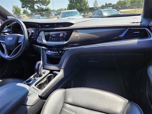 Certified 2022 Cadillac XT6 Premium Luxury w/ Platinum Package image 26