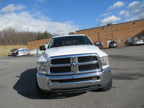 Used 2017 RAM 2500 SLT image 10