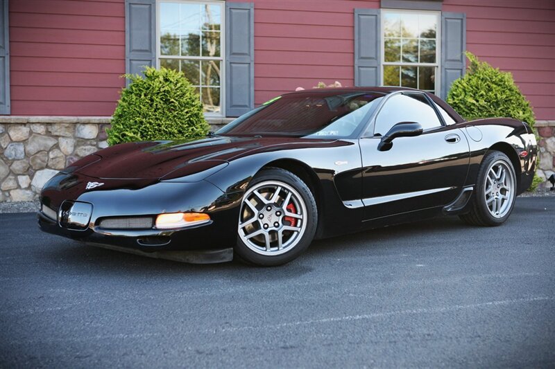 Used 2003 Chevrolet Corvette Z06 RWD image 1