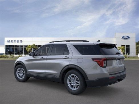 New 2026 Ford Explorer Active image 4