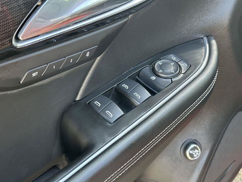 Used 2023 Buick Envision Essence FWD image 21