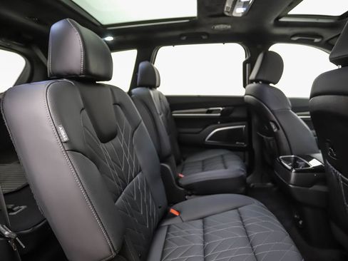 Used 2025 Kia Telluride SX Prestige X-Line image 28
