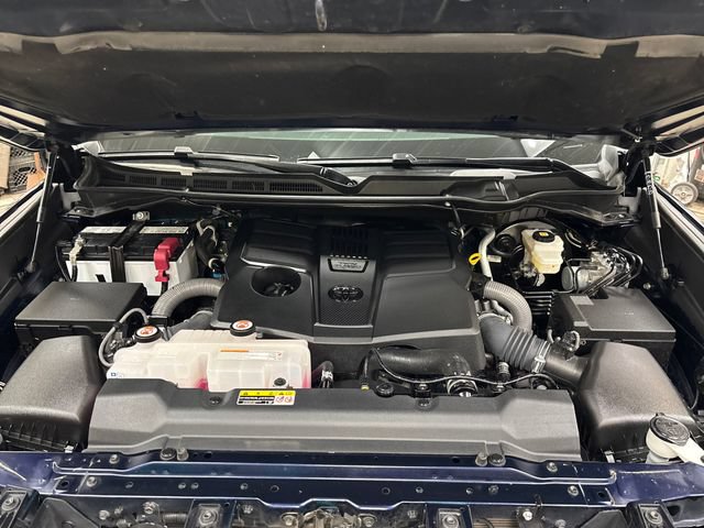 Used 2023 Toyota Tundra Platinum AWD/4WD image 20