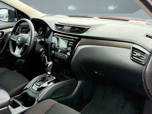 Used 2018 Nissan Rogue Sport S w/ S Appearance Package image 27