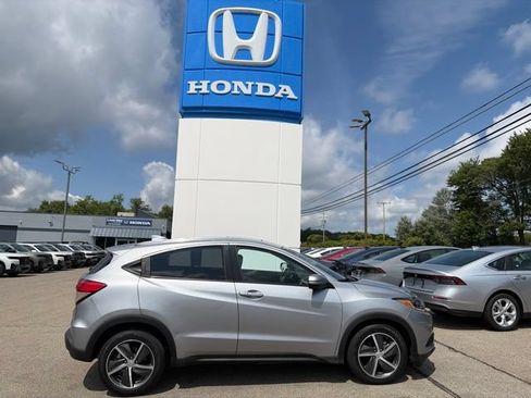 Used 2022 Honda HR-V EX image 1