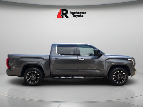 Used 2023 Toyota Tundra Limited w/ Power Package AWD/4WD image 8