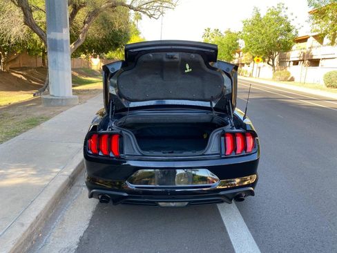 Used 2021 Ford Mustang Premium w/ Carbon Sport Interior Package image 4