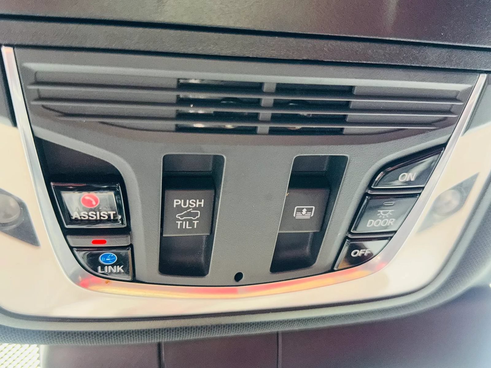 Used 2020 Acura RDX w/ Advance Package FWD image 11