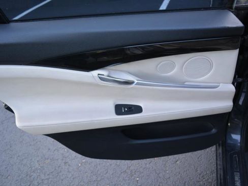 Used 2010 BMW 535i Gran Turismo RWD image 11