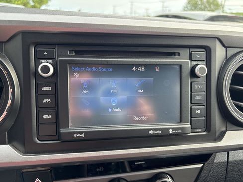 Used 2017 Toyota Tacoma SR5 image 12