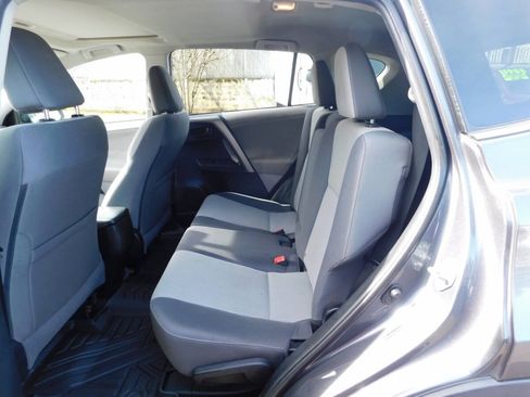 Used 2013 Toyota RAV4 XLE AWD/4WD image 6