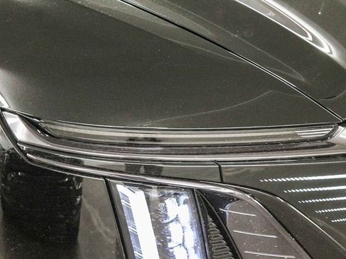 New 2026 Cadillac Lyriq V image 8