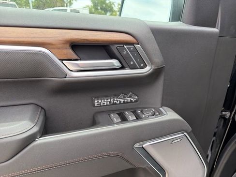 New 2026 Chevrolet Silverado 1500 High Country AWD/4WD image 32