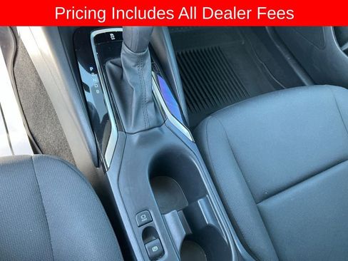 Used 2023 Toyota Corolla LE FWD image 10