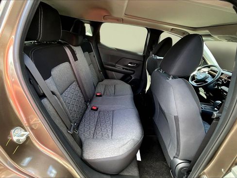 New 2026 Nissan Kicks SV w/ SV Premium Package AWD/4WD image 10